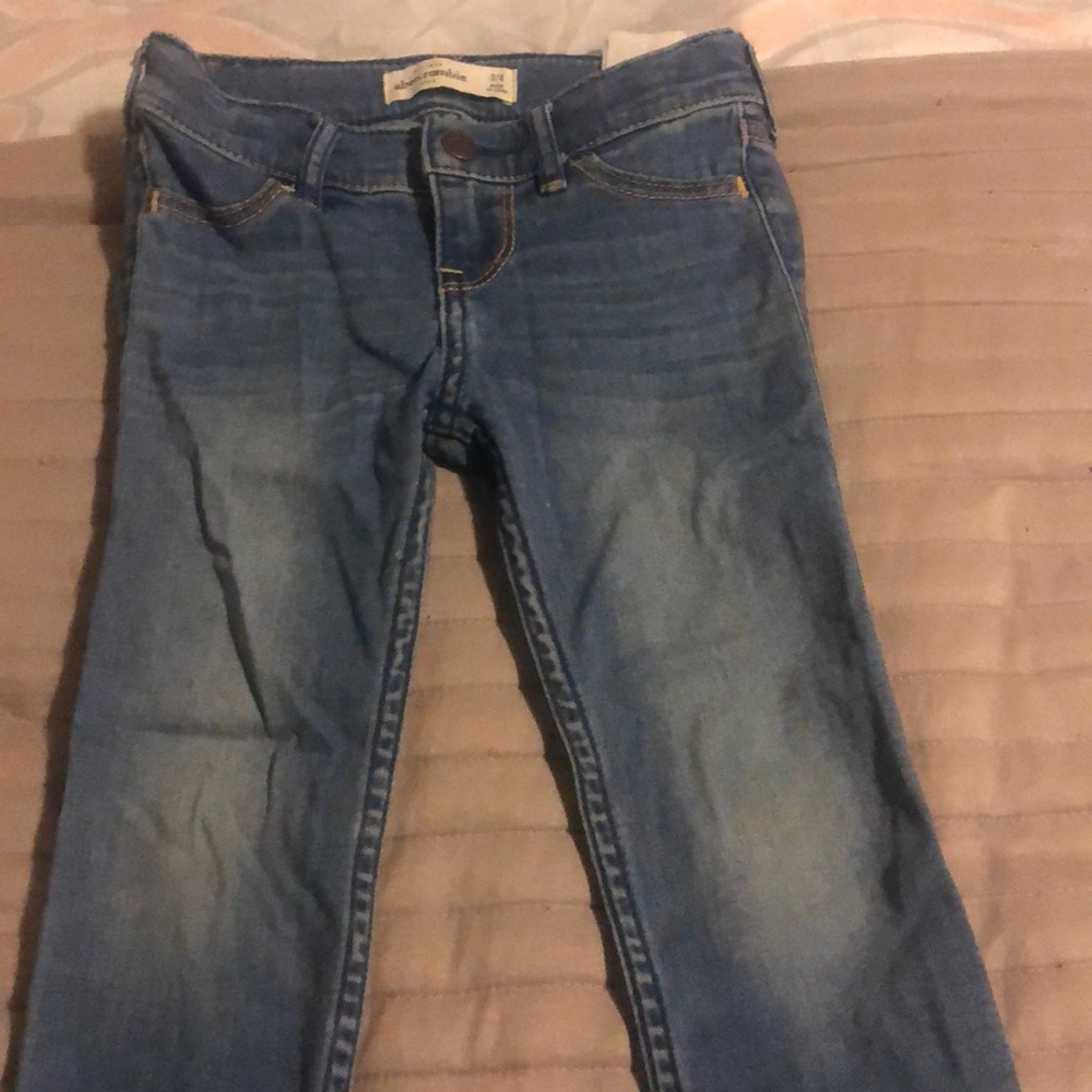 Abercrombie kids skinny leg jeans